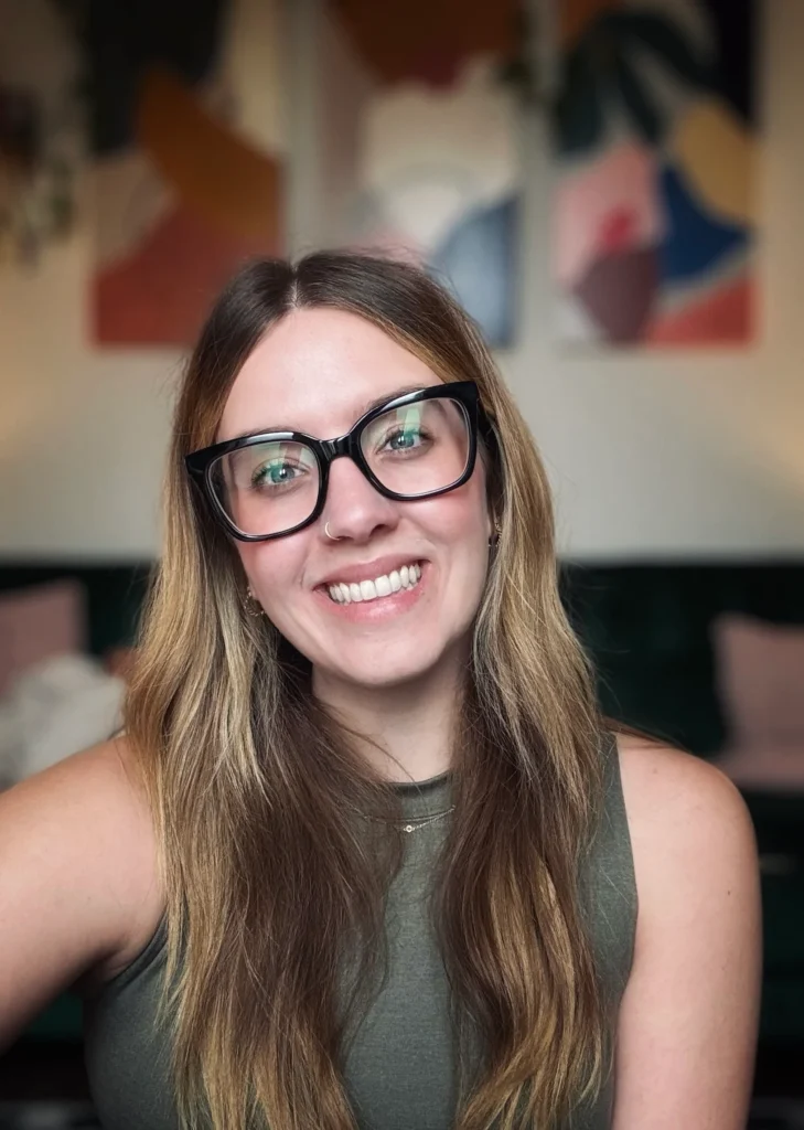 Sarah Bruck, Therapist, Trauma Therapy, Counseling in Knoxville, TN
